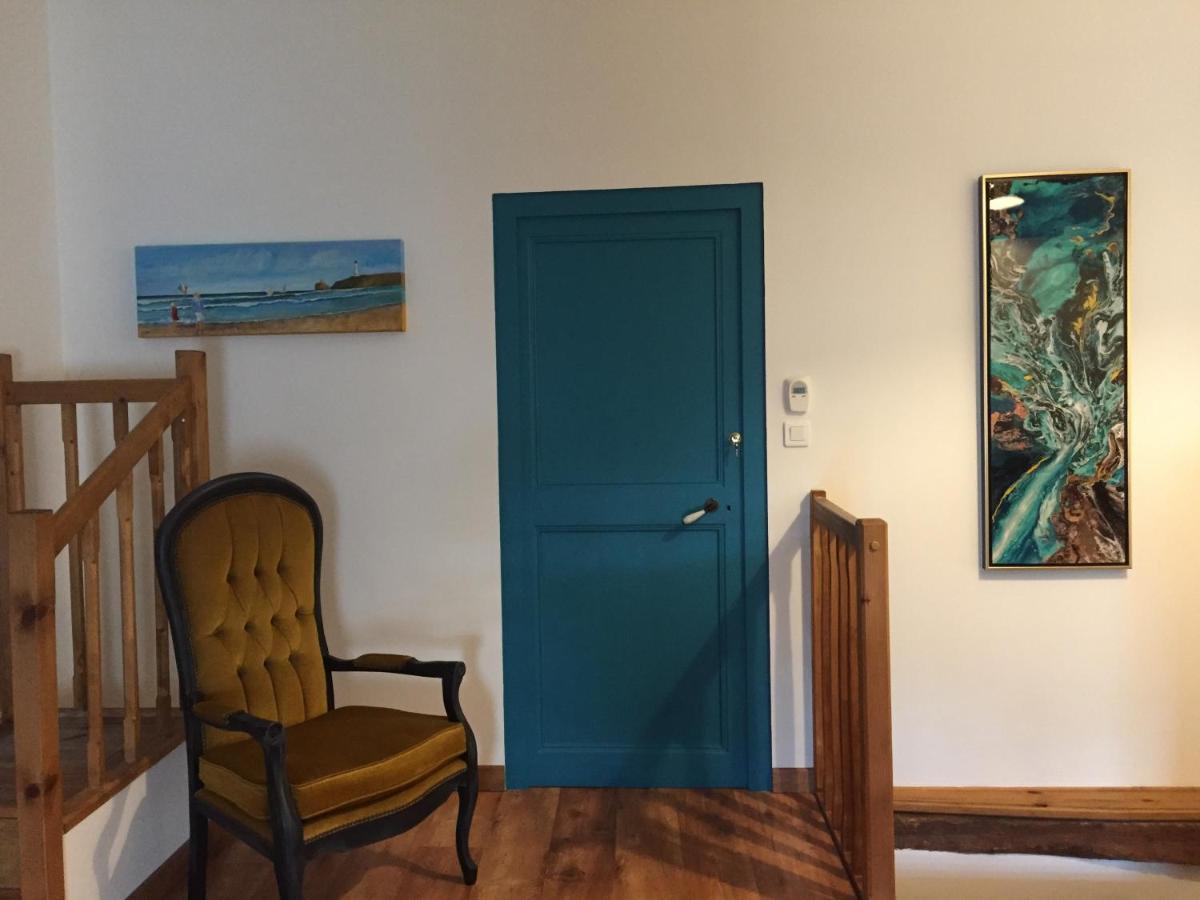 De Charme Et D'Eau Bed & Breakfast Saint-Savinien Eksteriør bilde